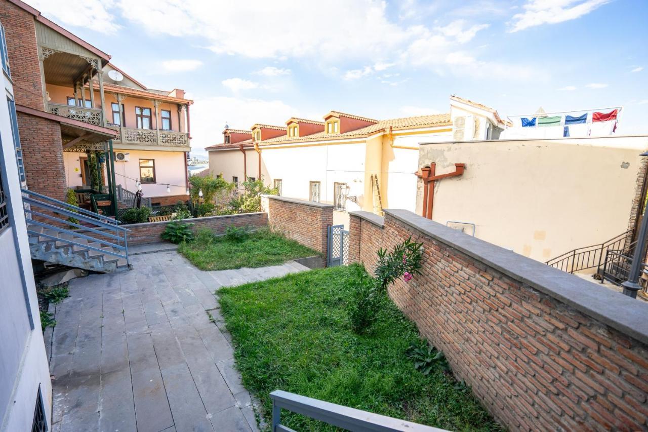 Meidan Suites Tbilisi Exterior foto