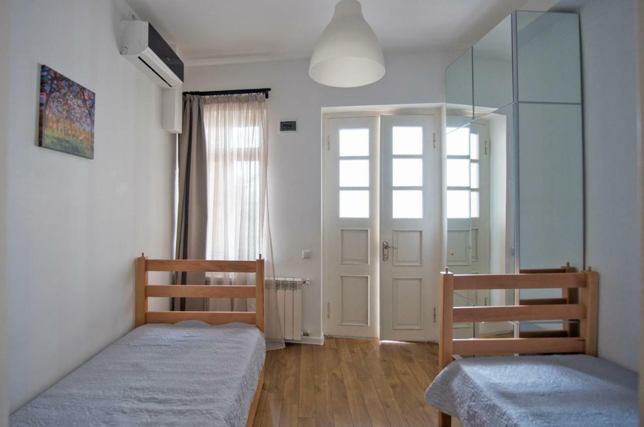 Meidan Suites Tbilisi Exterior foto