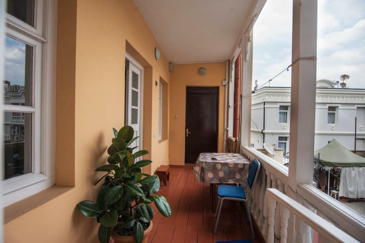 Meidan Suites Tbilisi Exterior foto
